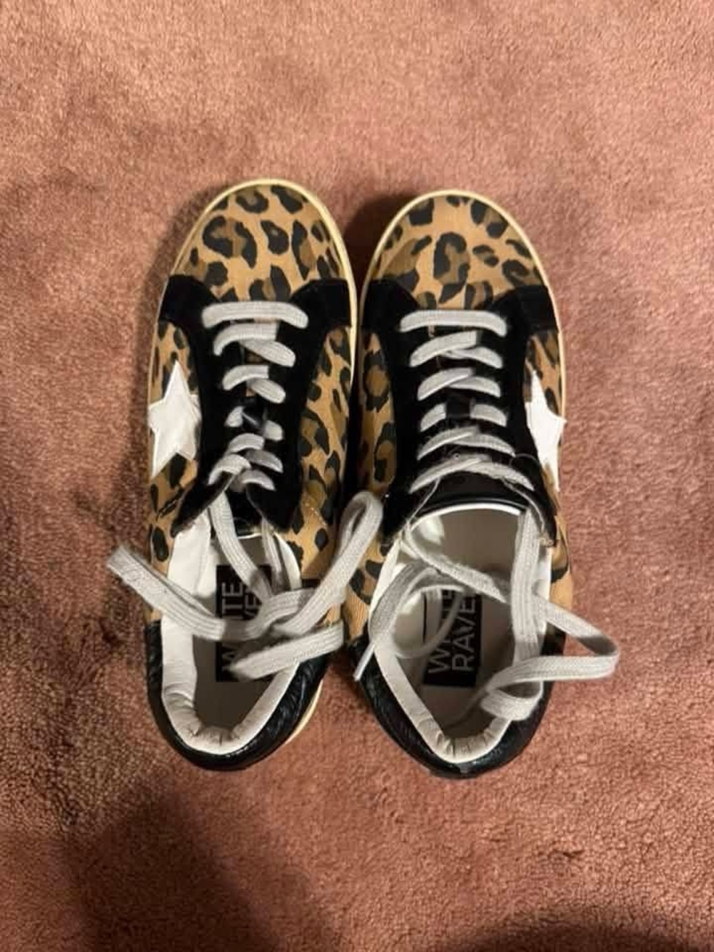 Leopard Print Low-Top Sneakers with White Star Accent